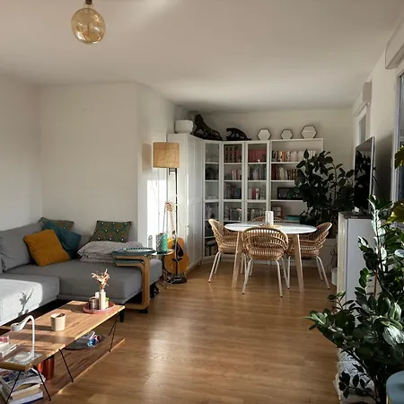 15min From Paris Center - Bright Large Floor - 4bd * Asnieres-sur-Seine