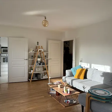 Apartment 15min From Paris Center - Bright Large Floor - 4bd Asnieres-sur-Seine